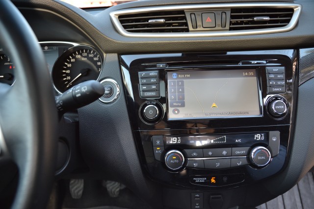 Nissan xtrail 2015 (16)