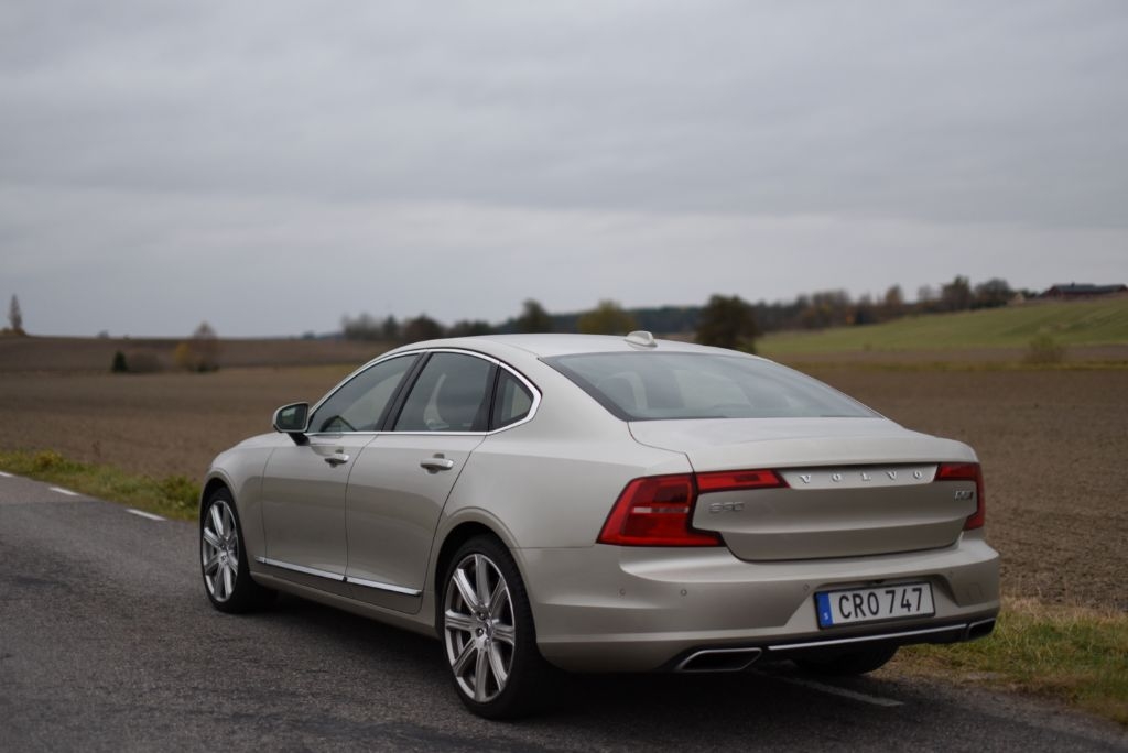 volvo-s90-2016-3