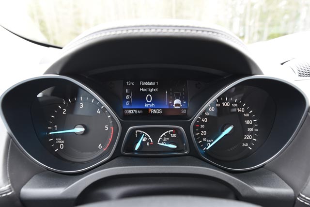 Ford Kuga 2017 speed instrumentpanel k